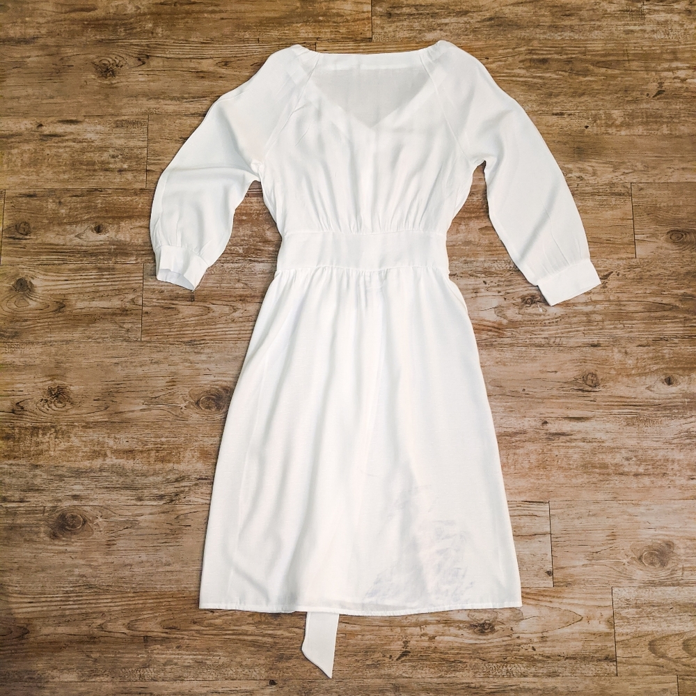 SVETLANA Light Khaki Linen Dress - Picture 3 of 6